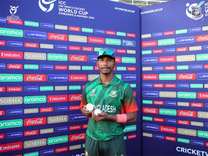 ৫ উইকেট নিয়ে যৌথভাবে শীর্ষে ইমন