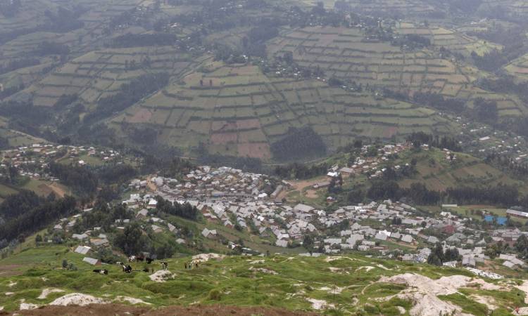 ডিআর কঙ্গোতে ভূমিধসে অন্তত ২শ’ জনের প্রাণহানির আশঙ্কা: সরকার 