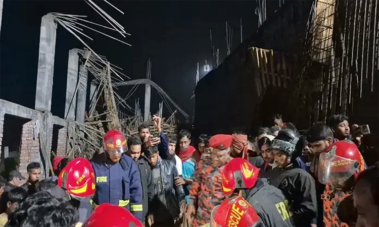 বগুড়ায় হিমাগারের ছাদ ধসে এক শ্রমিক নিহত, আহত ৪