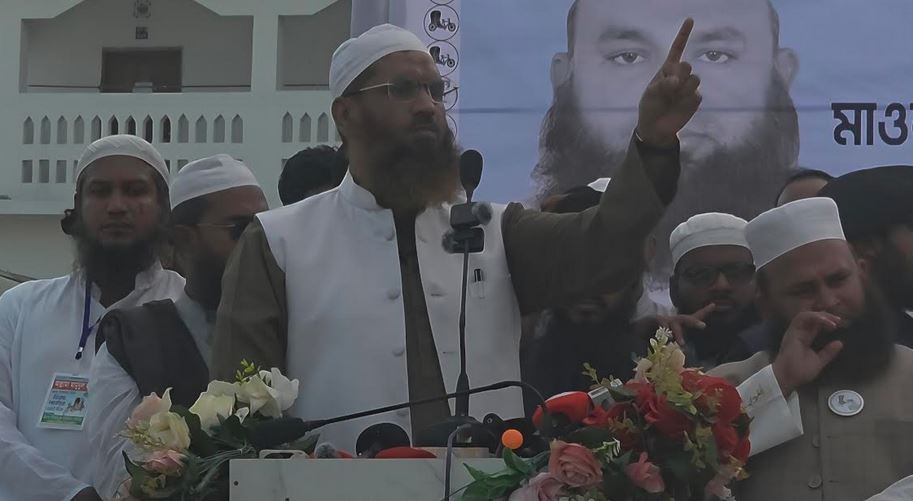 গণভোটে ‘হ্যাঁ’ এর পক্ষে ভোট দিন : মাওলানা মামুনুল হক