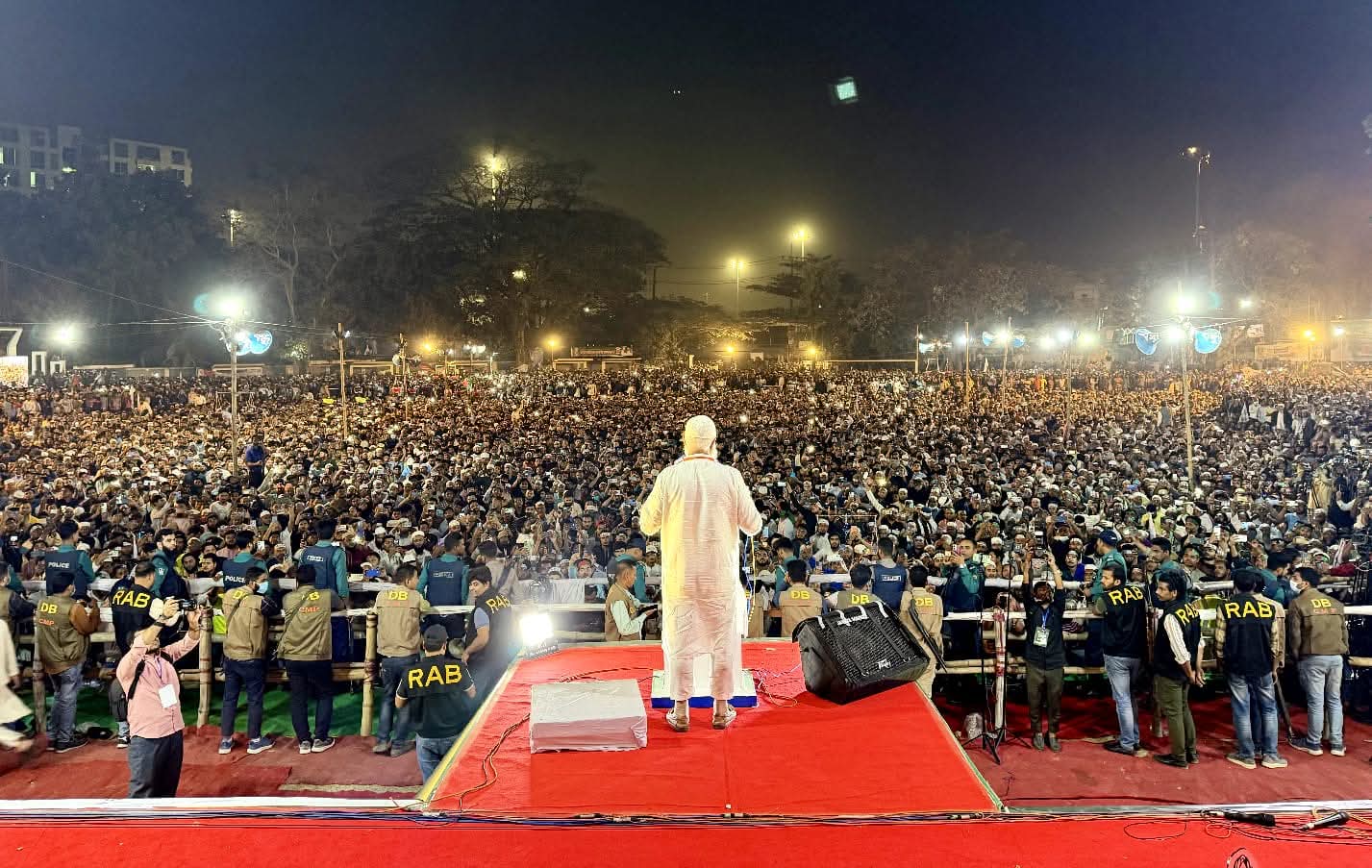 অতীতের কাসুন্দি টেনে জাতিকে আর বিভক্ত করতে দেয়া হবে না : শফিকুর রহমান