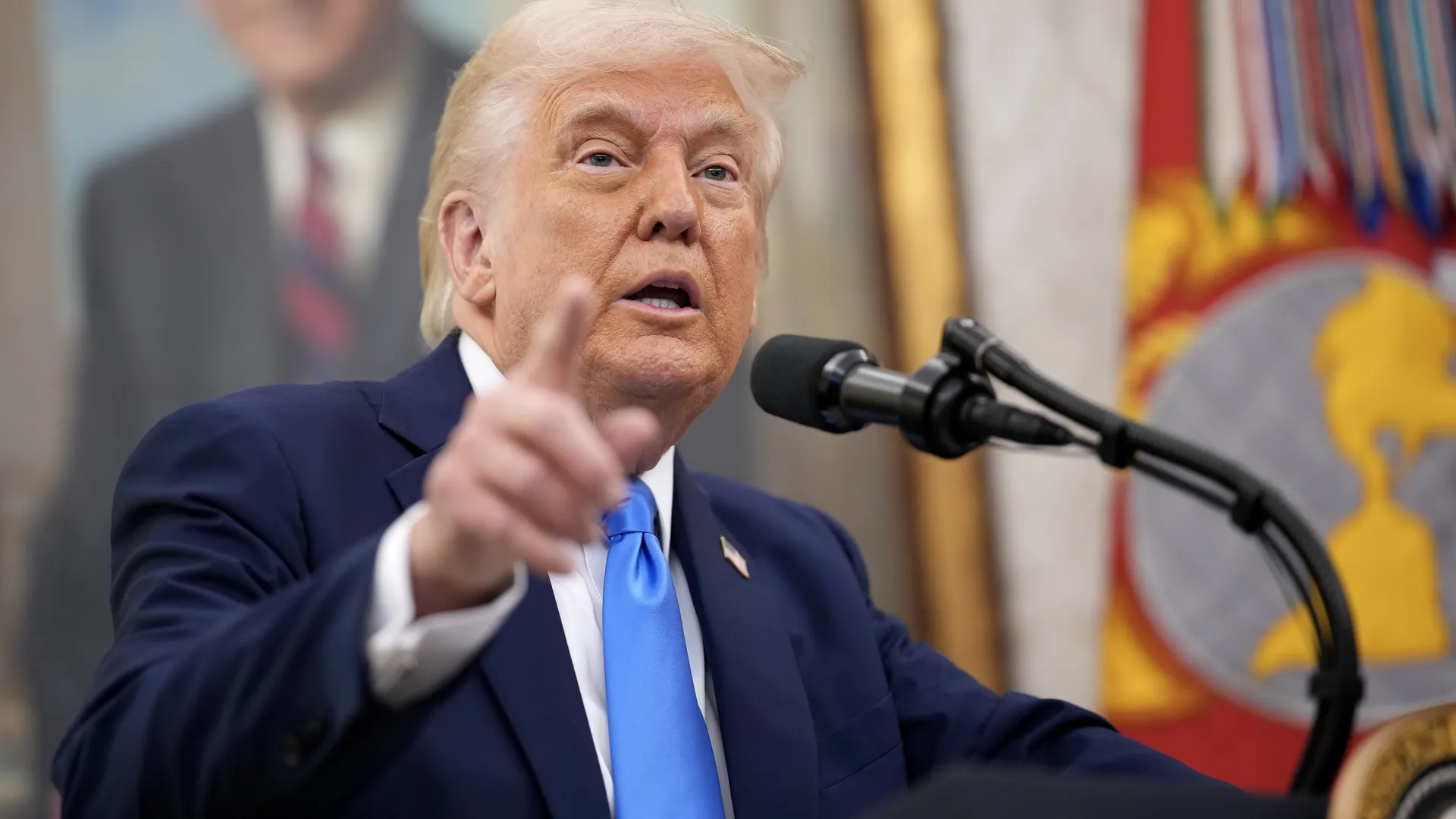 যুক্তরাষ্ট্রের সঙ্গে চুক্তি না হলে ইরানকে ‘খারাপ পরিণতির’ হুমকি ট্রাম্পের