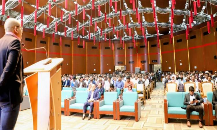 দায়িত্বকে আমানত মনে করে নাগরিক সেবায় আত্মনিয়োগ করুন: ফয়েজ আহমদ তৈয়্যব 