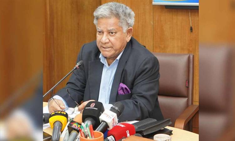 লাইটার জাহাজ থেকে দ্রুত পণ্য খালাস না হলে কঠোর ব্যবস্থা : নৌপরিবহন উপদেষ্টা