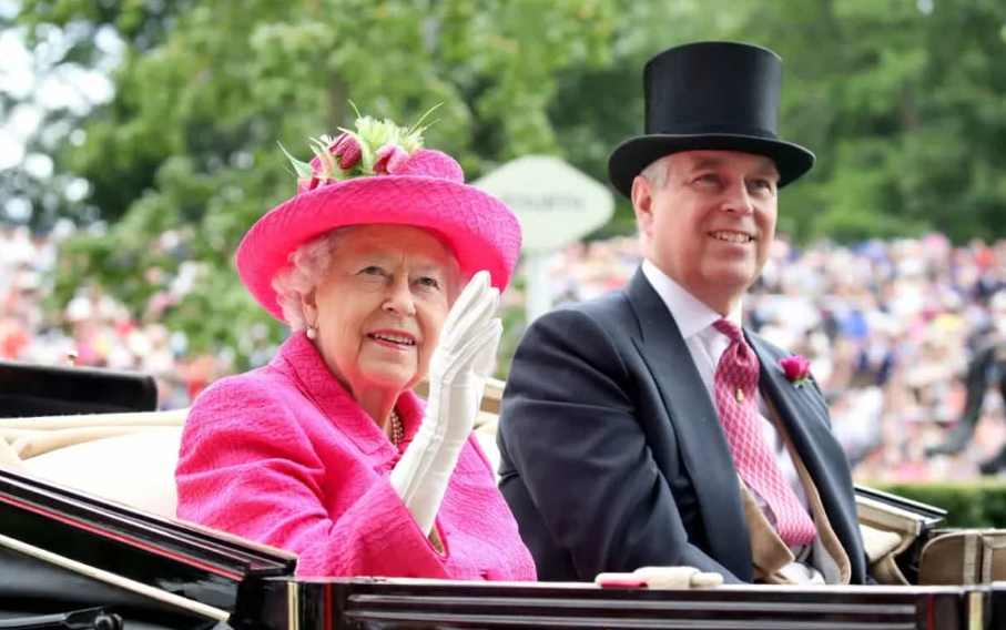 উইন্ডসর ছাড়লেন ব্রিটেনের সাবেক প্রিন্স অ্যান্ড্রু : বিবিসি