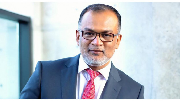 চিকিৎসাধীন মোহনাকে দেখতে হাসপাতালে বিমান উপদেষ্টা