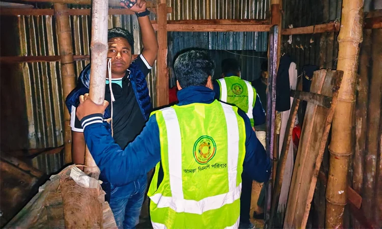 ভাষানটেক বস্তিতে অগ্নিকাণ্ডে ক্ষতিগ্রস্তদের পাশে তারেক রহমান: ঘর পুনর্নির্মাণের প্রতিশ্রুতি