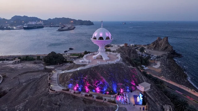 ওমানে আলোচনার প্রস্তুতি ইরান-যুক্তরাষ্ট্রের