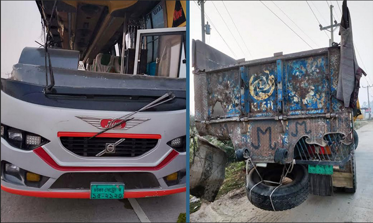 রংপুরে সড়ক দুর্ঘটনায় তিনজন নিহত, আহত ১৪