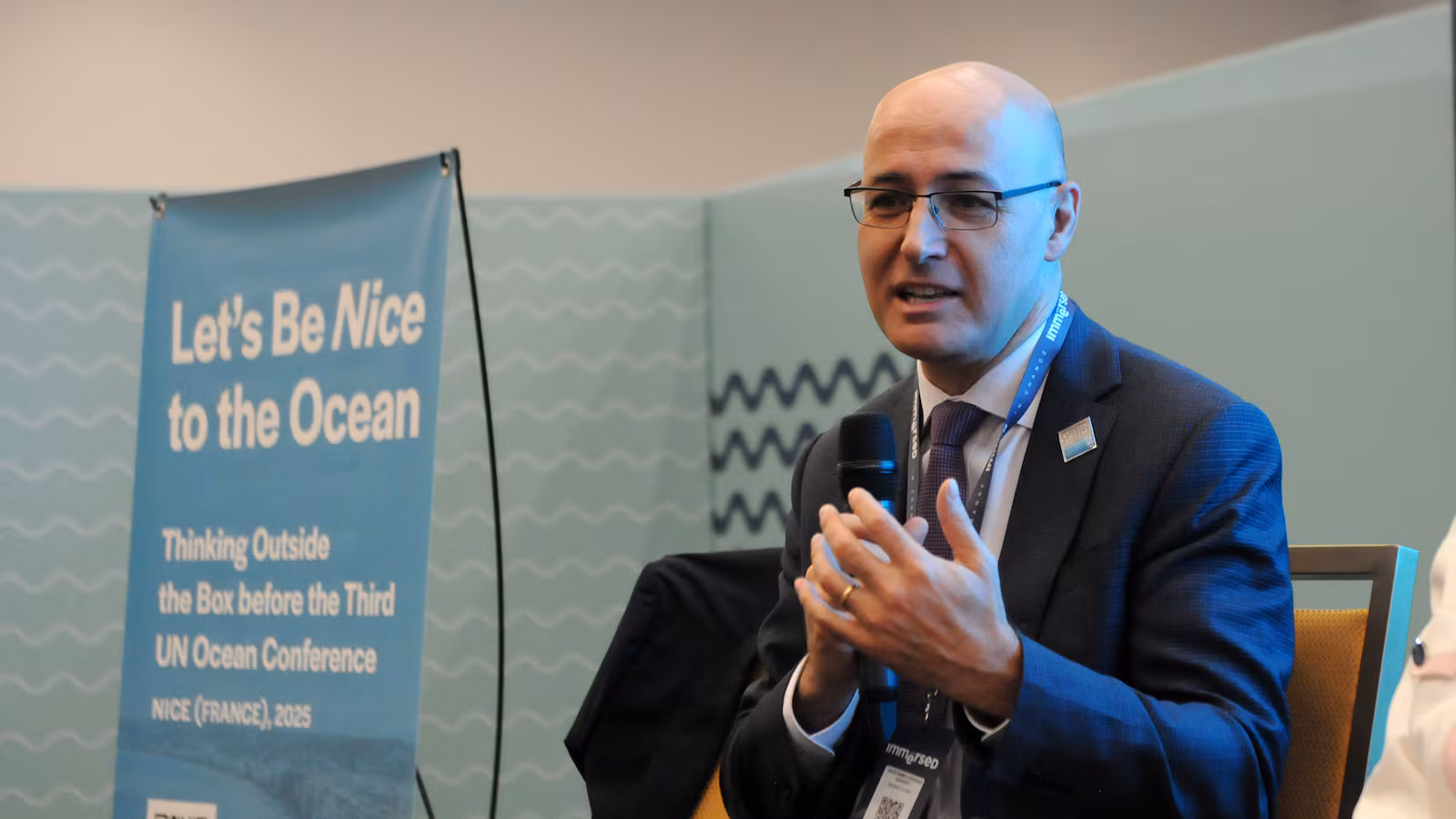 প্লাস্টিক দূষণ রোধে বৈশ্বিক চুক্তির আলোচনায় নেতৃত্ব দেবেন চিলির জলবায়ু সম্মেলন প্রধান