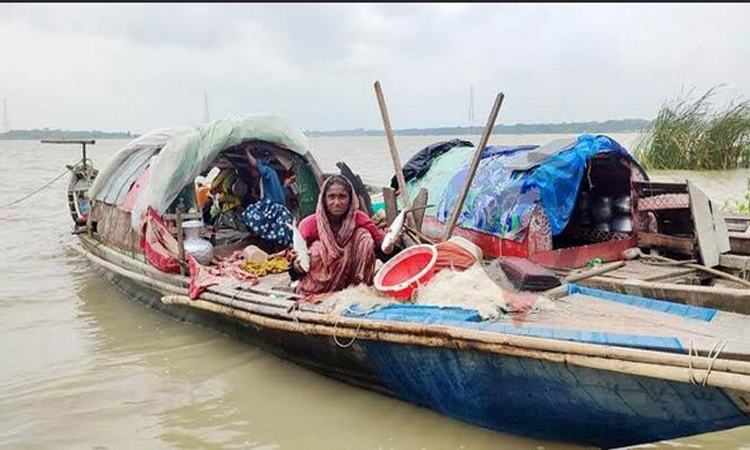 বরিশালে নাগরিকত্বের স্বাদ পেল মান্তা সম্প্রদায় 