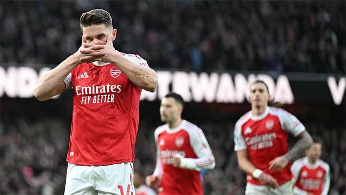 সান্ডারল্যান্ডকে হারিয়ে শীর্ষস্থান আরো মজবুত করলো আর্সেনাল