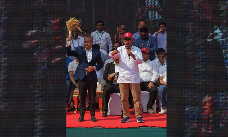 অতীত অভিজ্ঞতার আলোকে দেশকে এগিয়ে নিতে চাই: তারেক রহমান