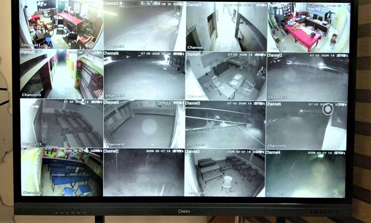 টাঙ্গাইলে নিরাপত্তা ও স্বচ্ছতায় ১০৬৩টি ভোটকেন্দ্রে সিসি ক্যামেরা স্থাপন