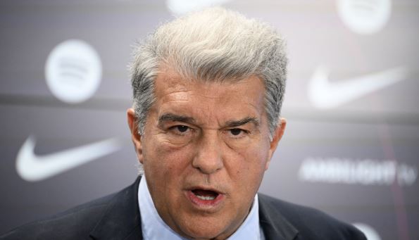 বার্সেলোনার সভাপতির পদ থেকে সরে দাঁড়ালেন লাপোর্তা