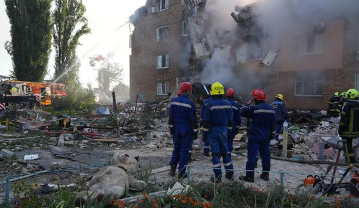 রাশিয়ার হামলায় ইউক্রেনে শিশুসহ নিহত ৪