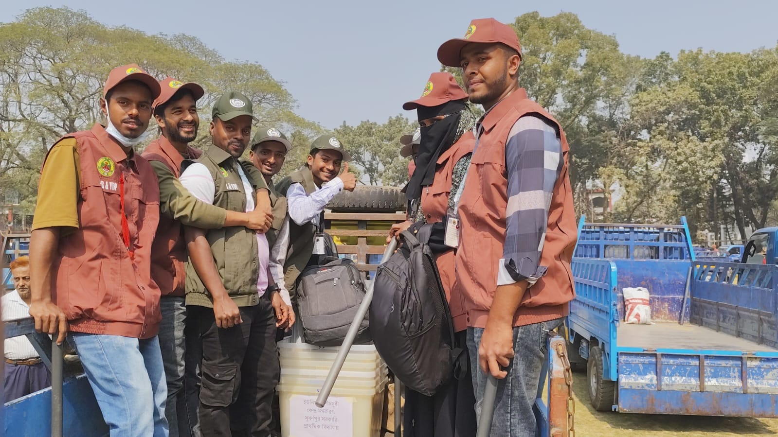 কুমিল্লার ১,৪৯১ কেন্দ্রে পৌঁছেছে ভোটের সরঞ্জাম