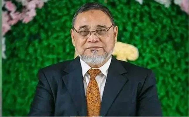 প্রধান নির্বাচন কমিশনার ও অন্য ৪ জন কমিশনার যেসব কেন্দ্রে ভোট দেবেন 