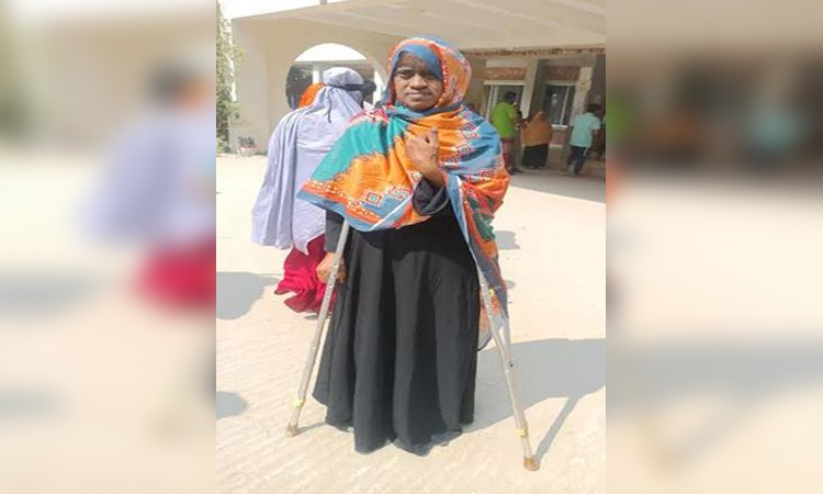 শারীরিক সীমাবদ্ধতা হার মেনেছে নাগরিক দায়বদ্ধতার কাছে