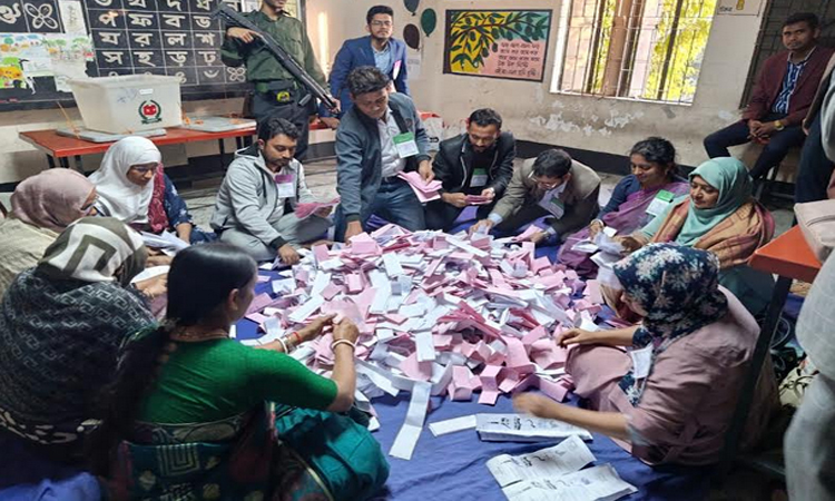 চাঁদপুরের ৫ টি আসনে শান্তিপূর্ণ ভোট সম্পন্ন, চলছে গণনা