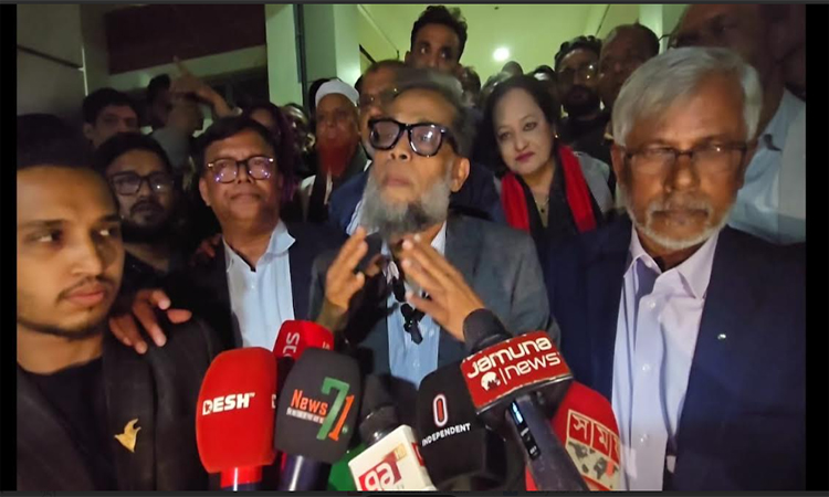 এ বিজয়কে মানুষের ভালোবাসার মধ্যে দিয়ে নিয়ে যেতে হবে : কামরুজ্জামান রতন