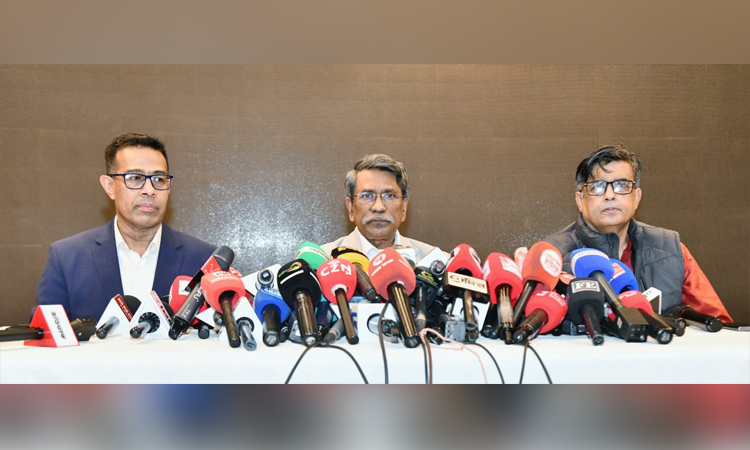 জনগণ সংস্কার ও পরিবর্তনের পক্ষে রায় দিয়েছে : গণভোট প্রসঙ্গে আলী রীয়াজ