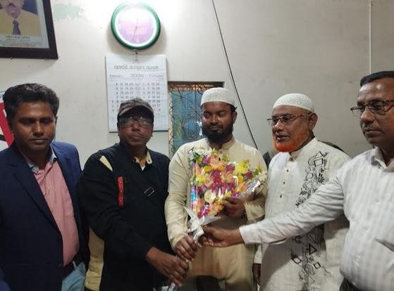 নড়াইলে নবনির্বাচিত জামায়াতের এমপির সাংবাদিকদের সঙ্গে মতবিনিময়