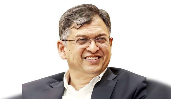 কক্সবাজার থেকে প্রথম পূর্ণমন্ত্রী হলেন সালাহউদ্দিন আহমদ