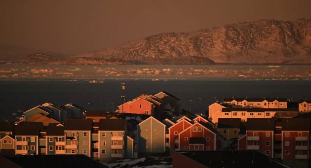 গ্রিনল্যান্ড সফরে ডেনমার্কের রাজা