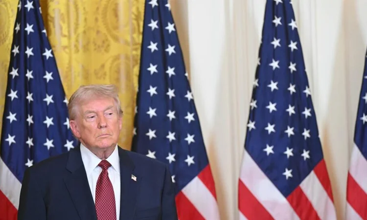 ইরানকে চুক্তির পরামর্শ হোয়াইট হাউসের, ট্রাম্পের হামলার ইঙ্গিত