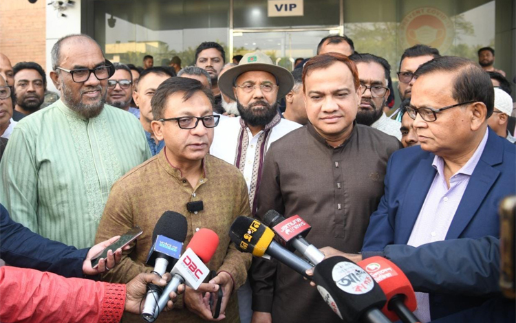 রমজানে বাজার স্থিতিশীল রাখতে পর্যাপ্ত পরিমাণ খাদ্য মজুদ আছে : বাণিজ্যমন্ত্রী