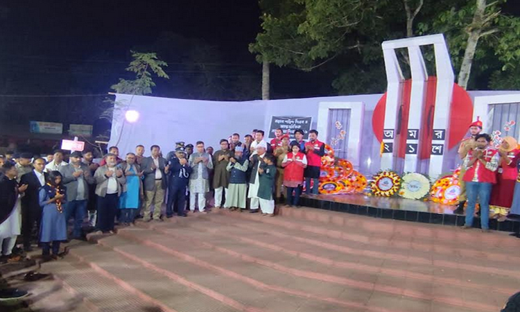 নড়াইলে যথাযোগ্য মর্যাদায় পালিত হচ্ছে মহান শহীদ দিবস ও আন্তর্জাতিক মাতৃভাষা দিবস