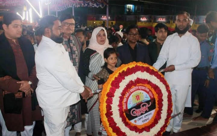 বরগুনায় যথাযোগ্য মর্যাদায় পালিত হলো শহীদ দিবস ও আন্তর্জাতিক মাতৃভাষা দিবস