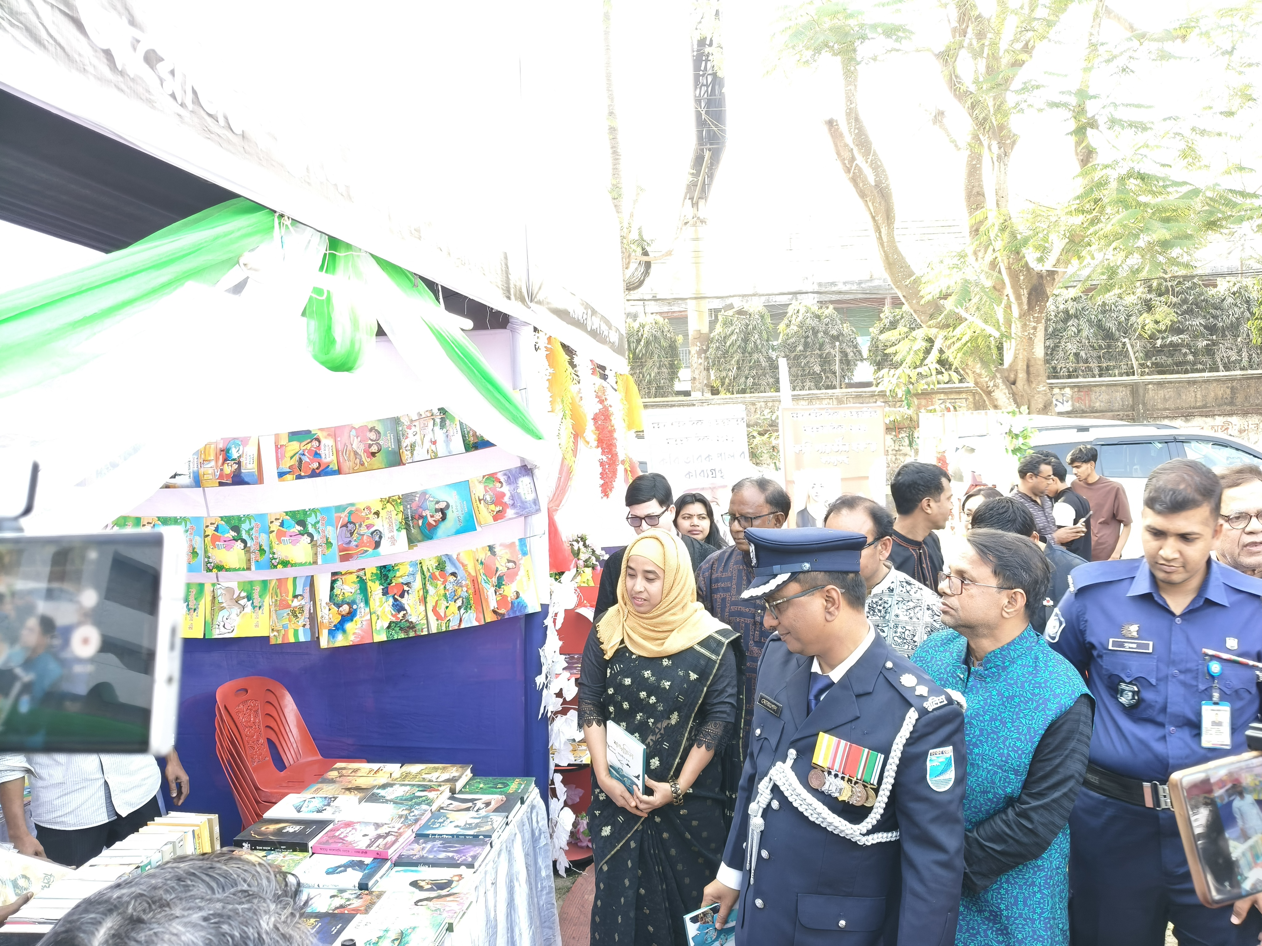 রাজবাড়ীতে তিন দিনব্যাপী বইমেলার উদ্বোধন