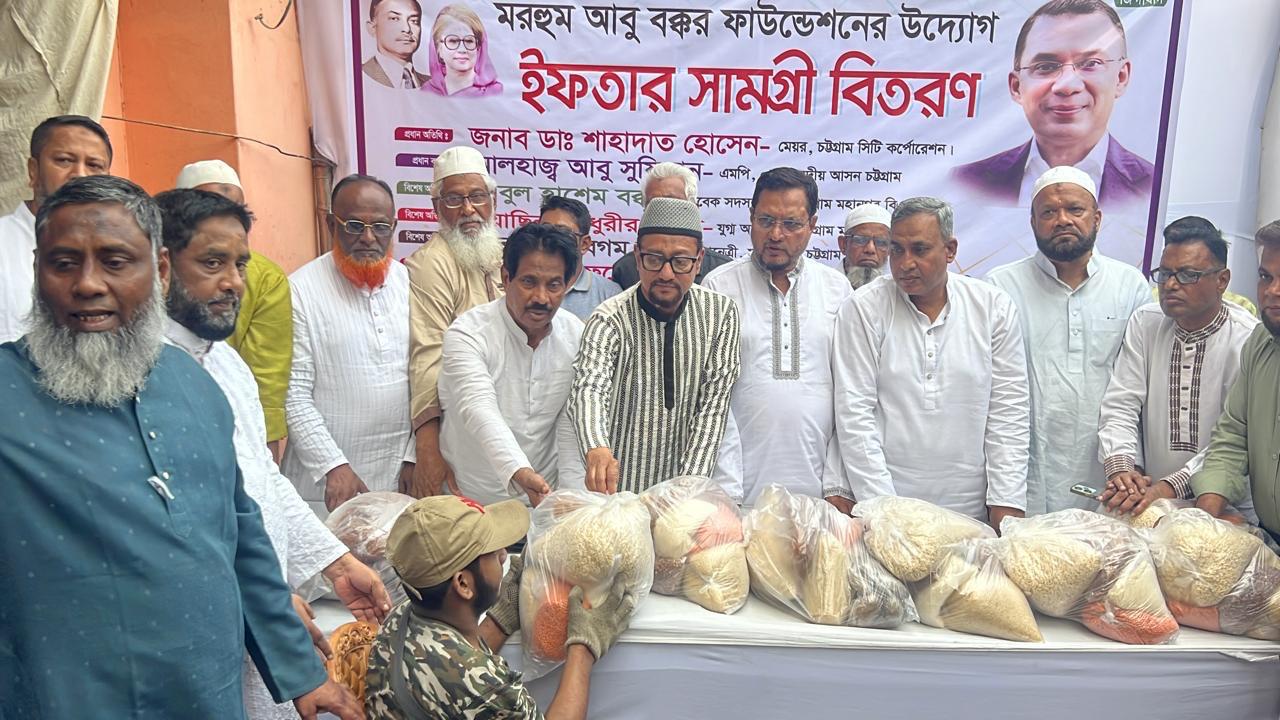 মানুষের পাশে দাঁড়ানো মানবিকতার এক অনন্য দৃষ্টান্ত : চসিক মেয়র