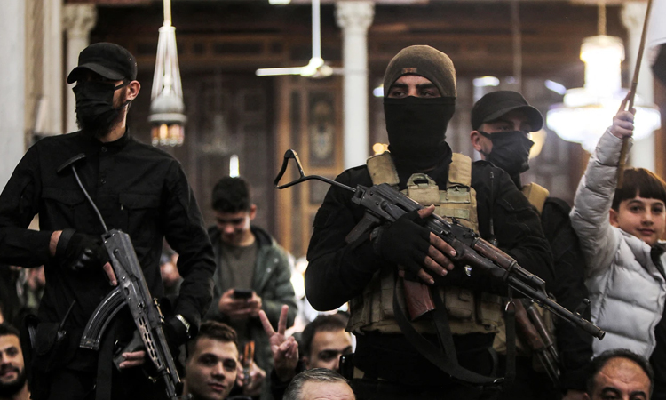 সিরিয়ার নতুন সরকারের বিরুদ্ধে আইএস সদস্যদের লড়াই করার আহ্বান