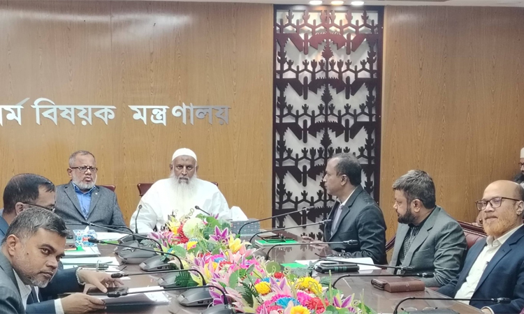 হজের ব্যাপারে কোনো ব্যত্যয় ঘটলে ছাড় দেওয়া হবে না: ধর্মমন্ত্রী 