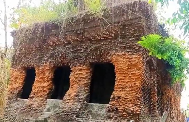 তেঁতুলিয়াতীরে ইতিহাসের নীরব সাক্ষী: রহস্যঘেরা ঘসেটি বিবির মসজিদ