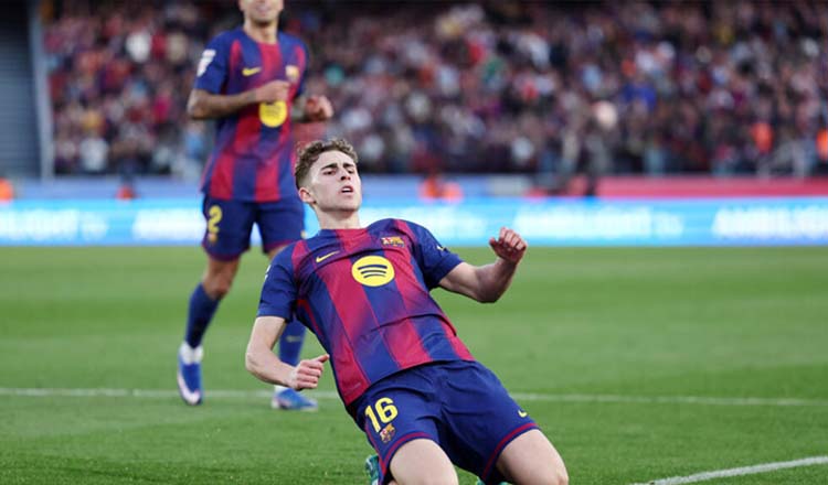 লেভান্তেকে হারিয়ে লা লিগায় শীর্ষে ফিরলো বার্সেলোনা