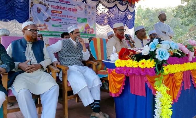 মানসম্মত স্বাস্থ্যসেবা নিশ্চিতে চিকিৎসকদের প্রতি আহ্বান জানিয়েছেন এ টি এম আজহার 