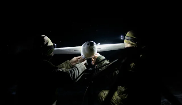 এআই থেকে স্টারলিংক: ড্রোন যেভাবে বদলে দিচ্ছে ইউক্রেন যুদ্ধ