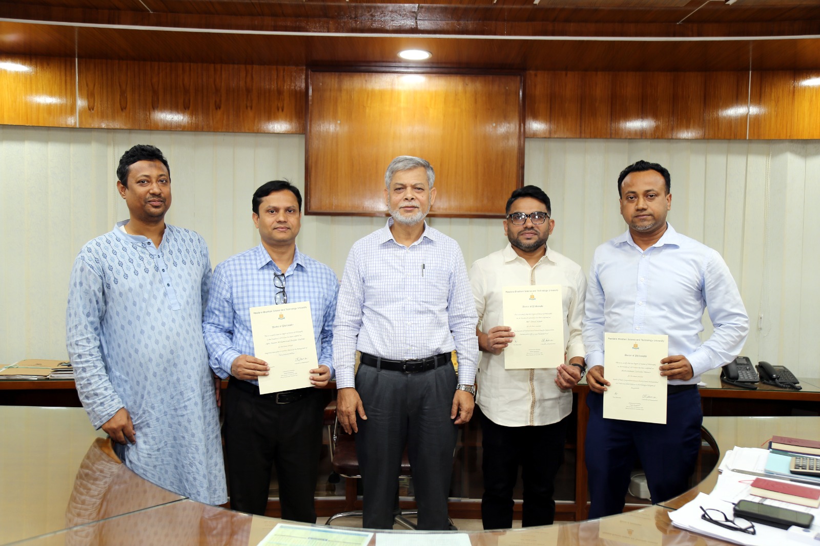 মাভাবিপ্রবি থেকে প্রথমবারের মতো তিন গবেষকের পিএইচডি ডিগ্রি অর্জন