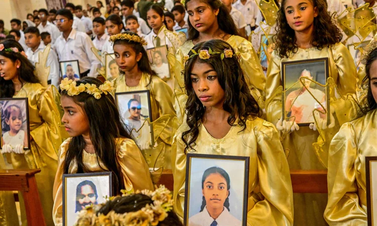 শ্রীলঙ্কায় ইস্টার সন্ত্রাসী হামলার ঘটনায় সাবেক গোয়েন্দা প্রধান আটক