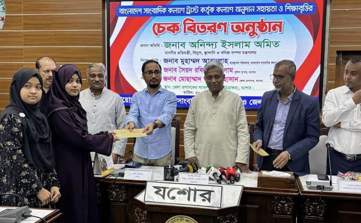 সন্ত্রাস, মাদক ও কিশোর গ্যাংয়ের বিরুদ্ধে সরকারের জিরোটলারেন্স নীতি : বিদ্যুৎ প্রতিমন্ত্রী