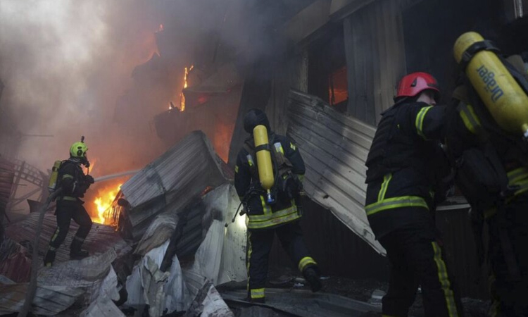 রাশিয়ার হামলায় ইউক্রেনে নিহত ১