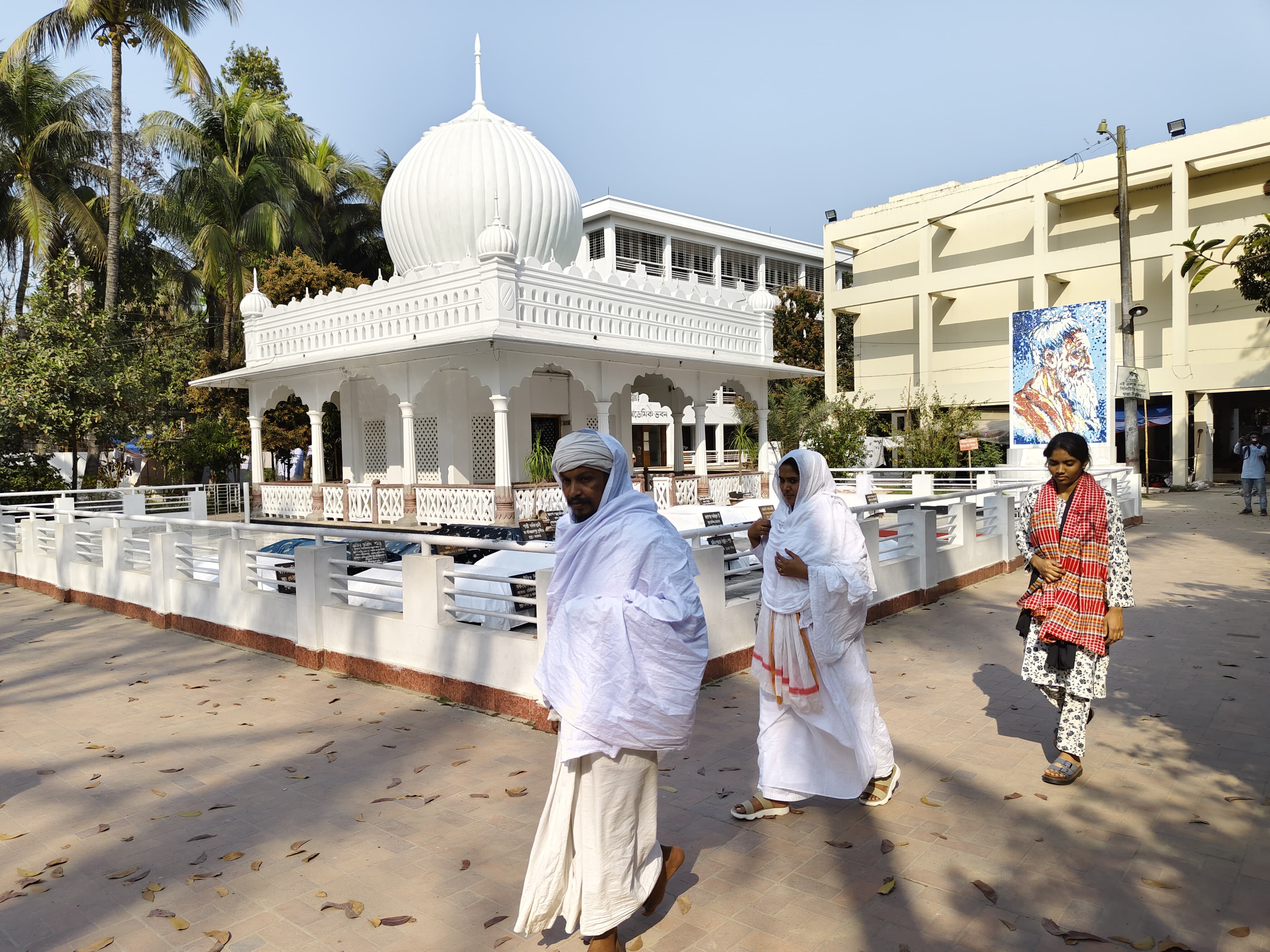 লালন স্মরণোৎসব উপলক্ষে আখড়াবাড়িতে ভক্তদের ভিড়
