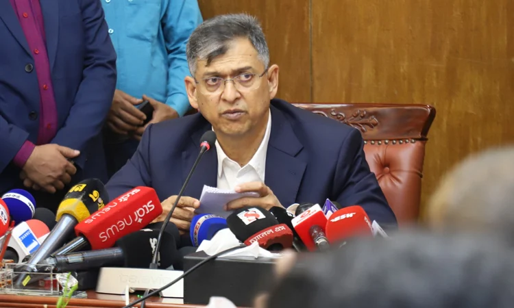 ক্ষমতা গ্রহণের মাত্র ১৩ দিনেই আইনশৃঙ্খলা পরিস্থিতির দৃশ্যমান উন্নতি হয়েছে : স্বরাষ্ট্রমন্ত্রী