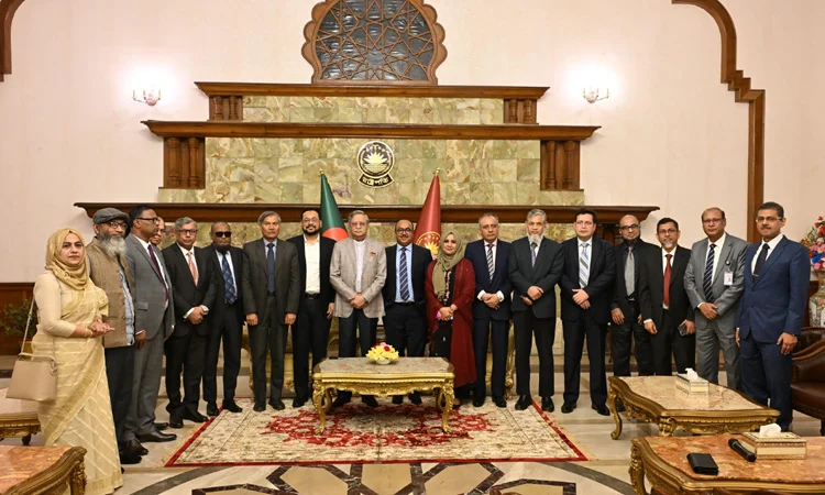 রাষ্ট্রপতির কাছে পিএসসি’র বার্ষিক প্রতিবেদন পেশ