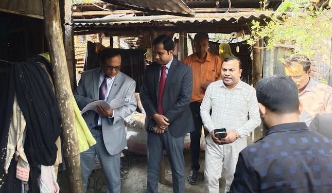 নাটোরে ফ্যামিলি কার্ডের পাইলটিং কার্যক্রমের প্রস্তুতি পরিদর্শন 