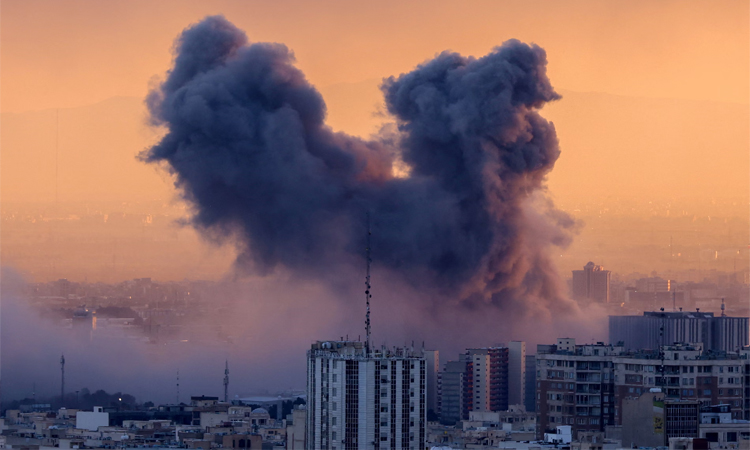 ইরানে ইসরাইলের ‘ব্যাপক বিমান হামলা’